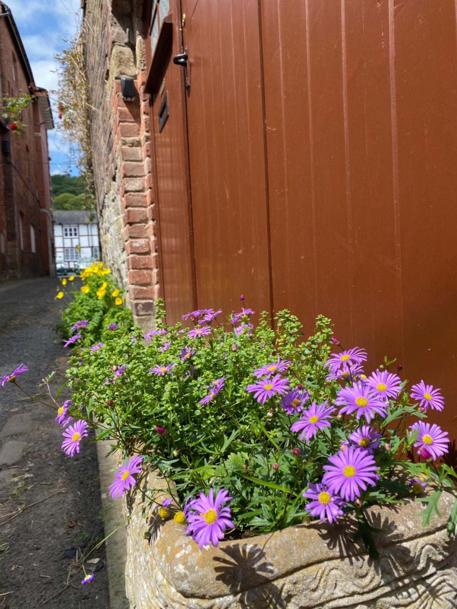 Pass The Keys Quaint 1 Bedroom Cottage In Church Stretton Esterno foto